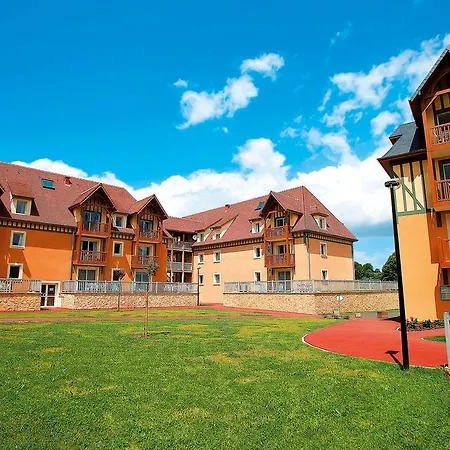 Hotel apartamentowy Odalys La Ferme De Deauville 3*