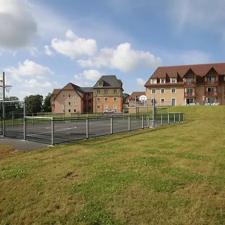 Odalys La Ferme De Deauville Hotel apartamentowy 3*