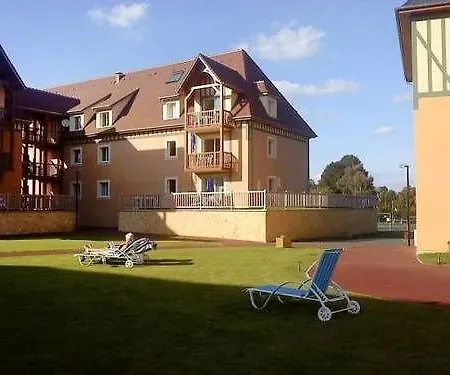 Odalys La Ferme De Deauville Hotel apartamentowy Saint-Arnoult (Calvados)